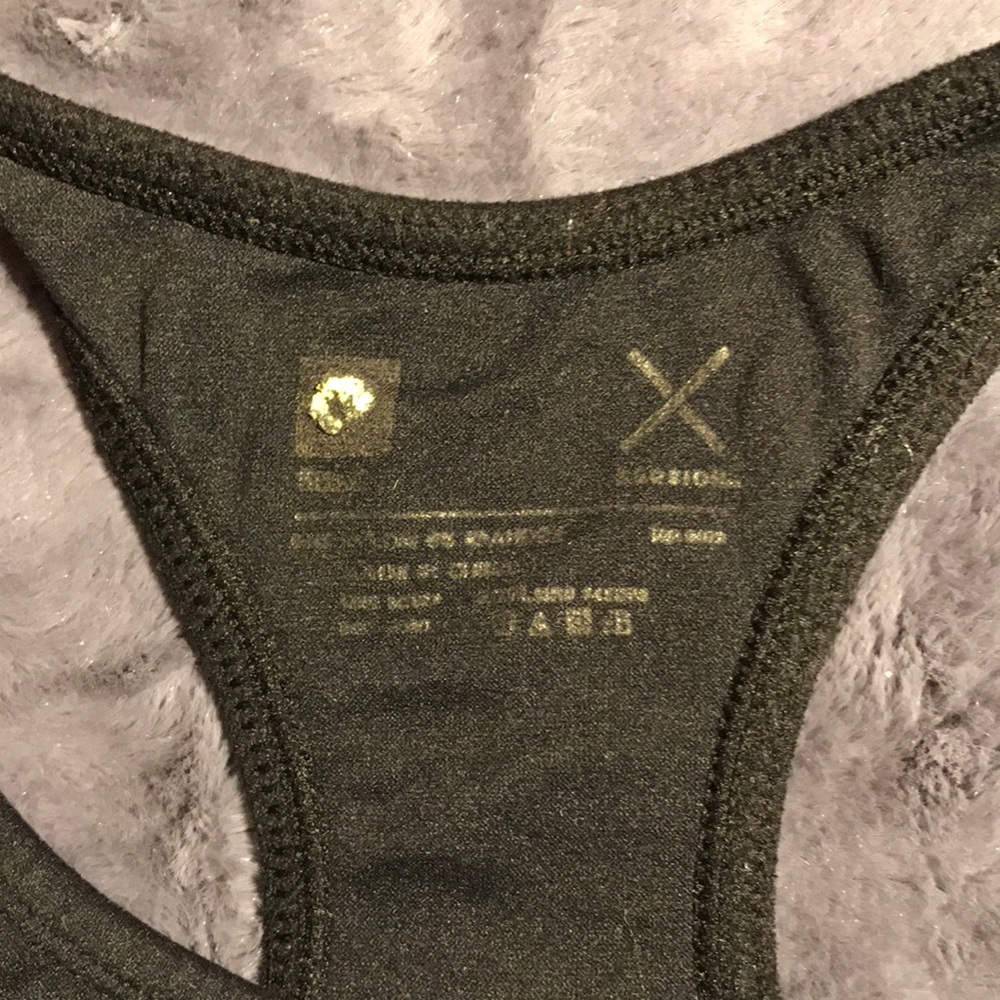 Black sports bra - Picture 2 of 3